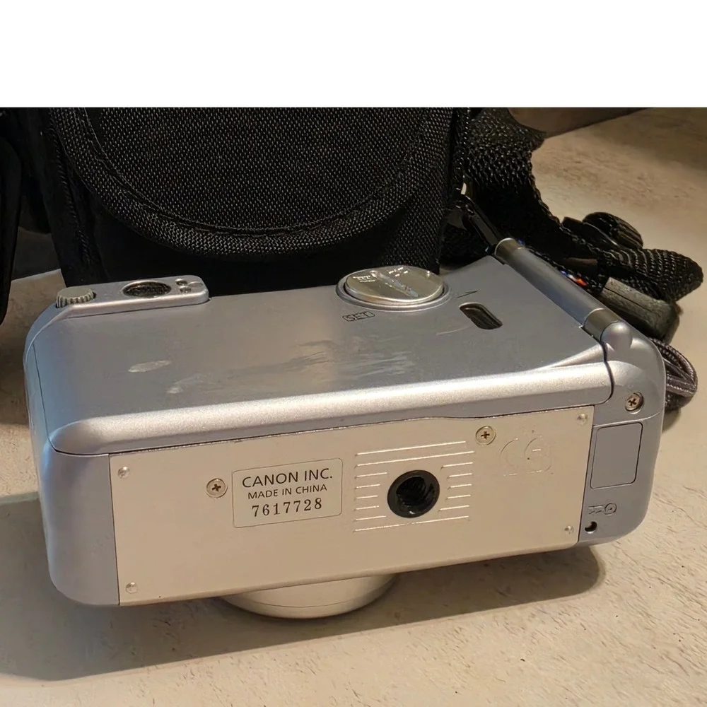Canon Sure Shot 130u Caption AiAF 35mm Film Camera Silver with Case TESTED